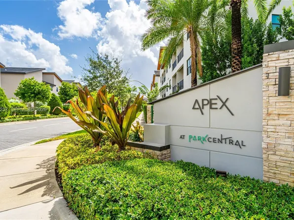 7831 NW 104th Ave APT 32, Doral, FL 33178