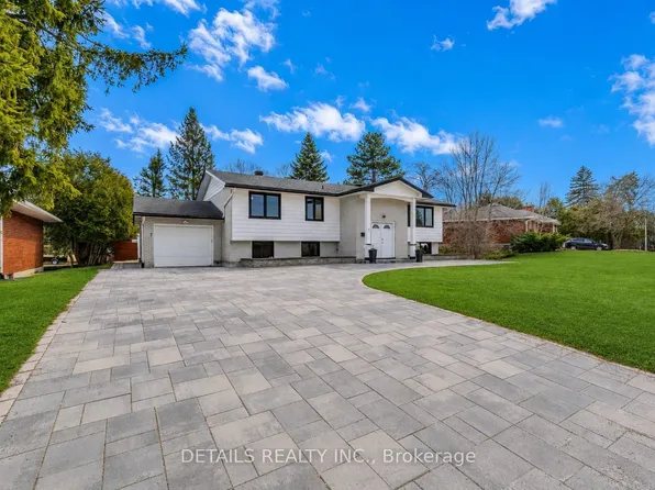 7 Kerry Cres, Ottawa, ON K2E 5V7