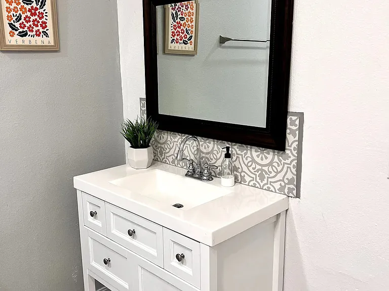 Full Bathroom