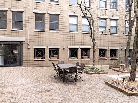 5th image of 109 Hamilton St APT 205