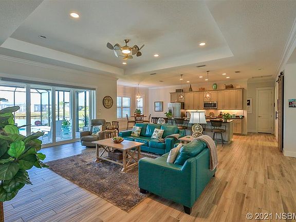 3rd image of 3238 Modena Way