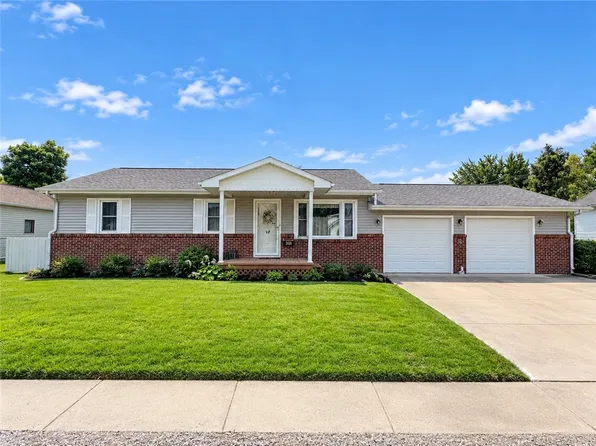 308 W 8th St, Georgetown, IL 61846