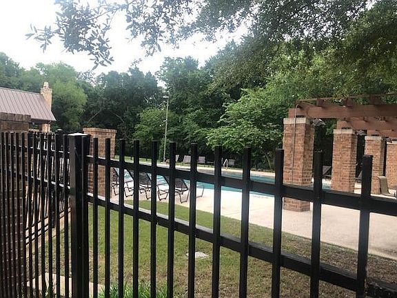 3rd image of 4732 Bayview Dr