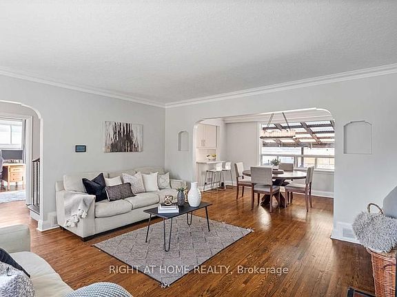 5th image of 48 Jopling Ave N