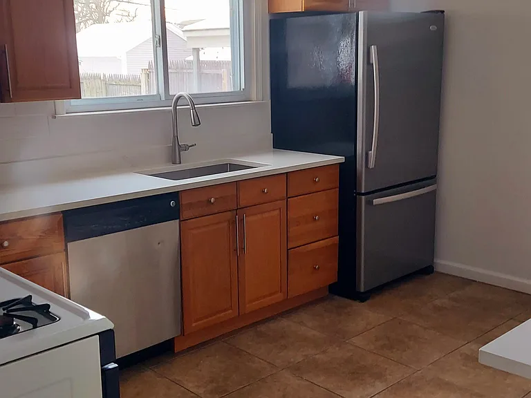 534 Ardmore Dr — Photo 12