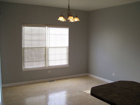 5th image of 23051 Ironwood Dr #23051