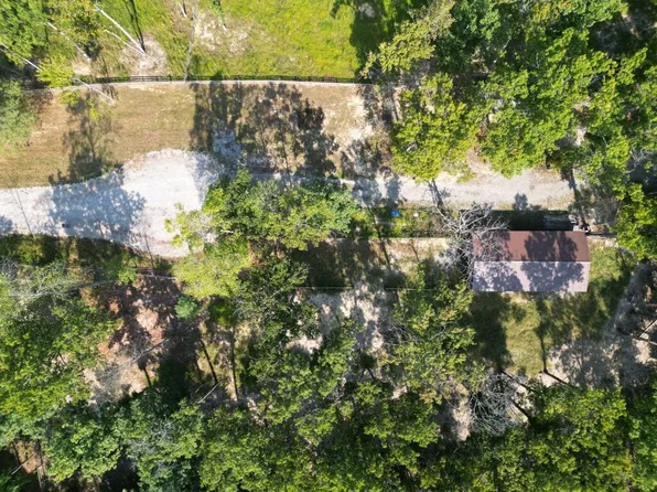 536 Teepee Ln, Jamestown, TN 38556