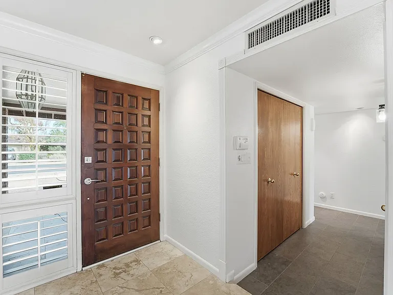 2051 E Hermosa Dr — Photo 11