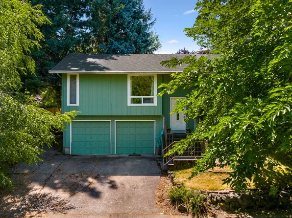 616 SE 40th St, Troutdale, OR 97060