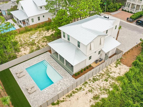 2nd image of 58 Sand Dollar Ct