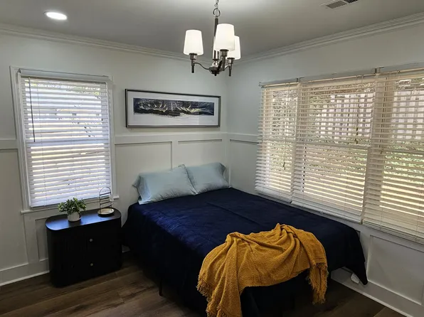 610-15 Pisgah Church Rd, Greensboro, NC 27455