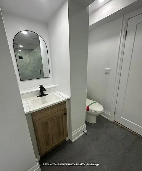 12 Kemano Rd #BASEMENT — Photo 6