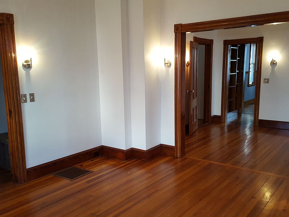 1st Floor Hardwoods