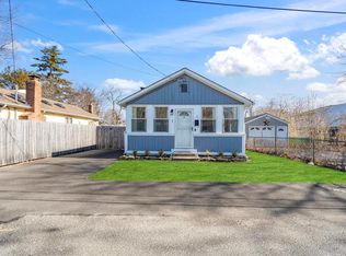 1 Jean Ct, Ronkonkoma, NY 11779