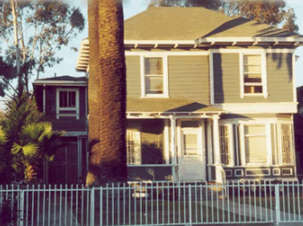 1135 W 30th St, Los Angeles, CA