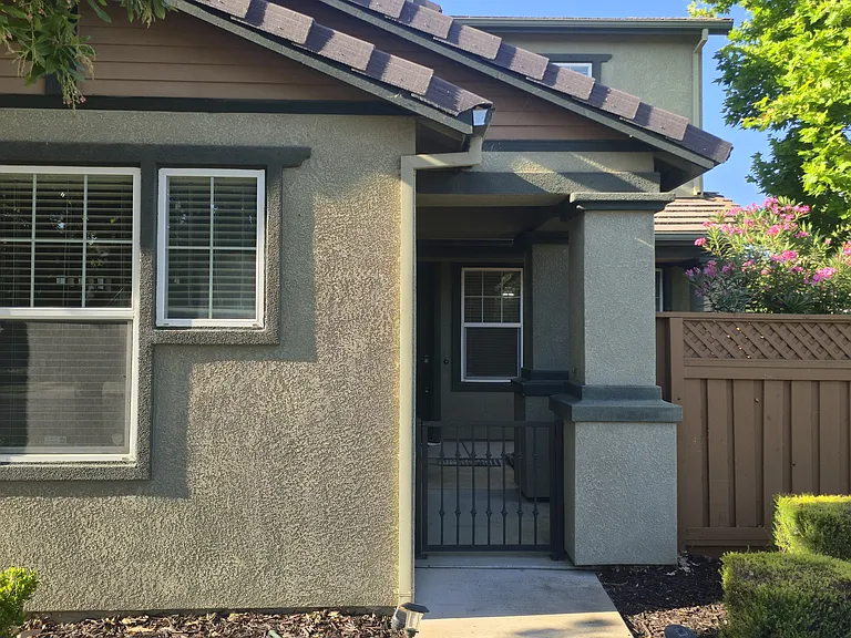296 W Moraga St — Photo 1