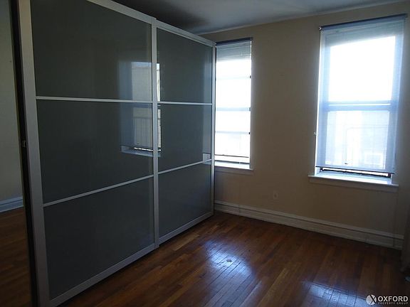4th image of 3407 36th Ave APT 2F