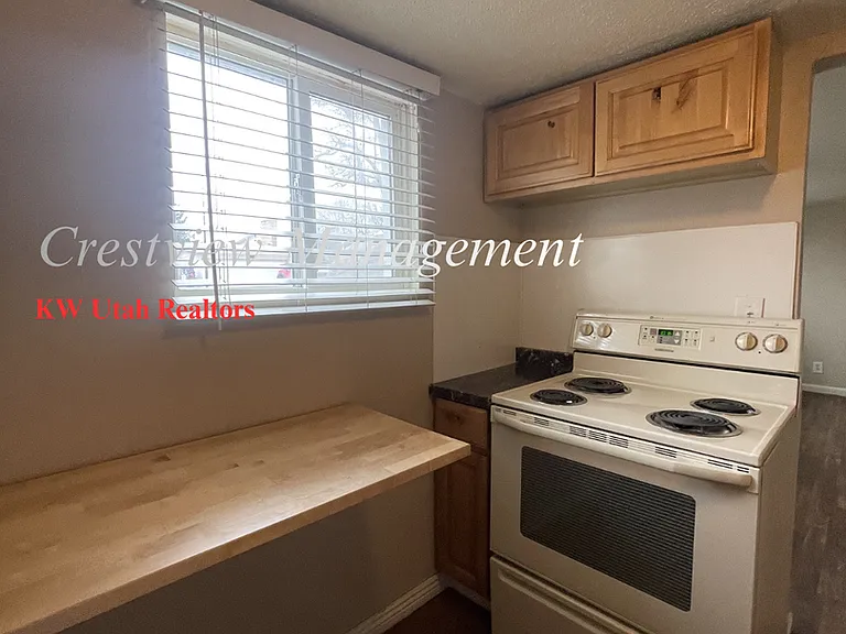 Lindell Fourplex — Photo 4
