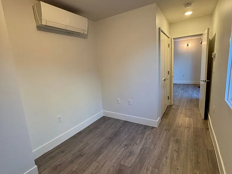 1881 3rd St NW — Photo 38