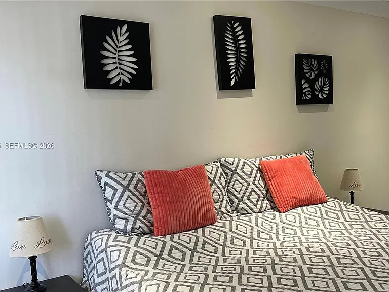 401 Golden Isles Dr #101 — Photo 7