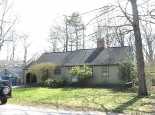 12 Woodcrest Rd, Cape Elizabeth, ME 04107