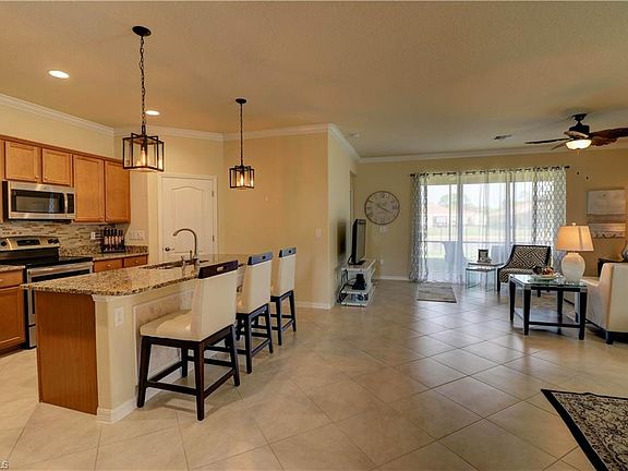 3rd image of 2509 Laurentina Ln
