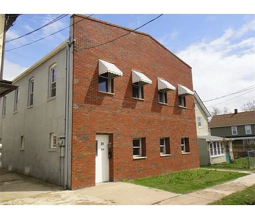 21 William St photo 1