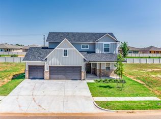 11705 SW 45th St, Mustang, OK 73064