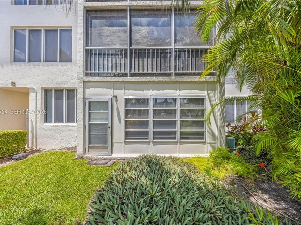 6750 Royal Palm Blvd #106E, Margate, FL 33063