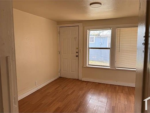1st image of 1730 W Poplar St APT 4