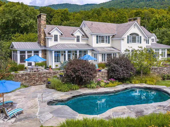 325 Twin Willows Lane, Dorset, VT 05251