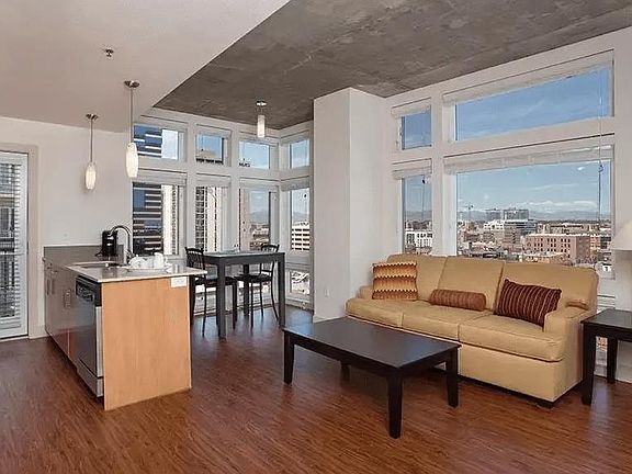 3rd image of 1217 20th St #602