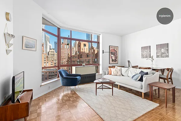 Sold by Triplemint | media 21