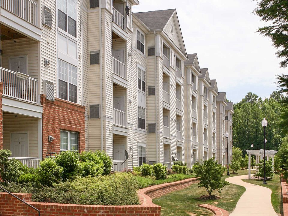 The Reserve at Eisenhower Apartments