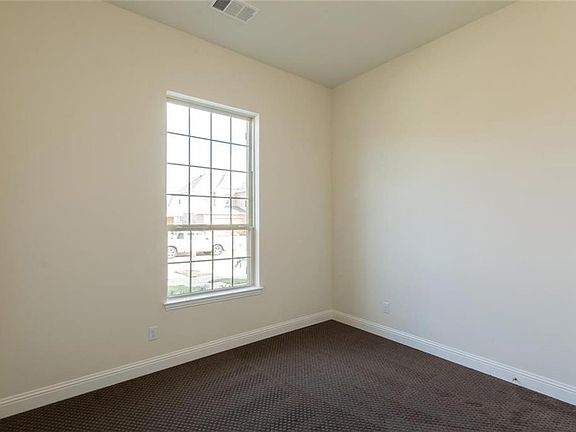 3rd image of 1109 4th St