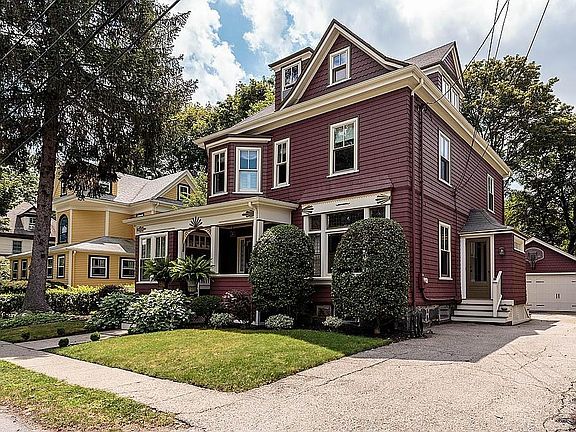 2nd image of 16 Belcher Cir