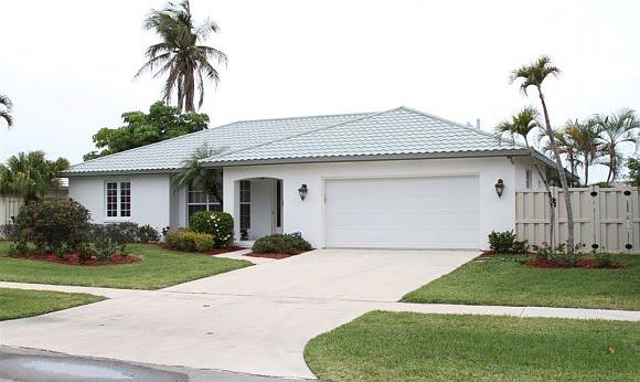 1st image of 1130 Martinique Ct