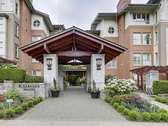 2nd image of 4625 Valley Dr #23XX