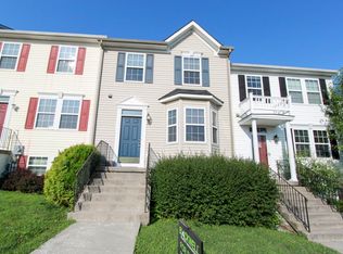 23 Litchfield Ln W, Martinsburg, WV 25405