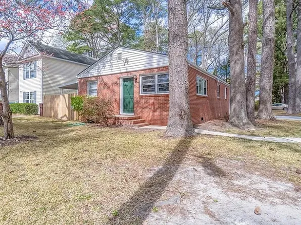 660 Cardover Ave, Chesapeake, VA 23325