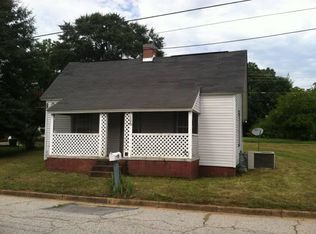 206 Delano Ave, Greer, SC 29650