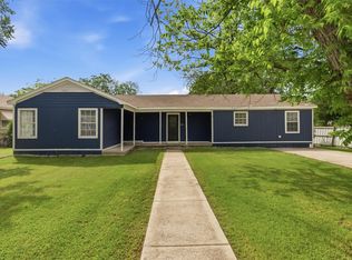 206 Oscar St, Taylor, TX 76574