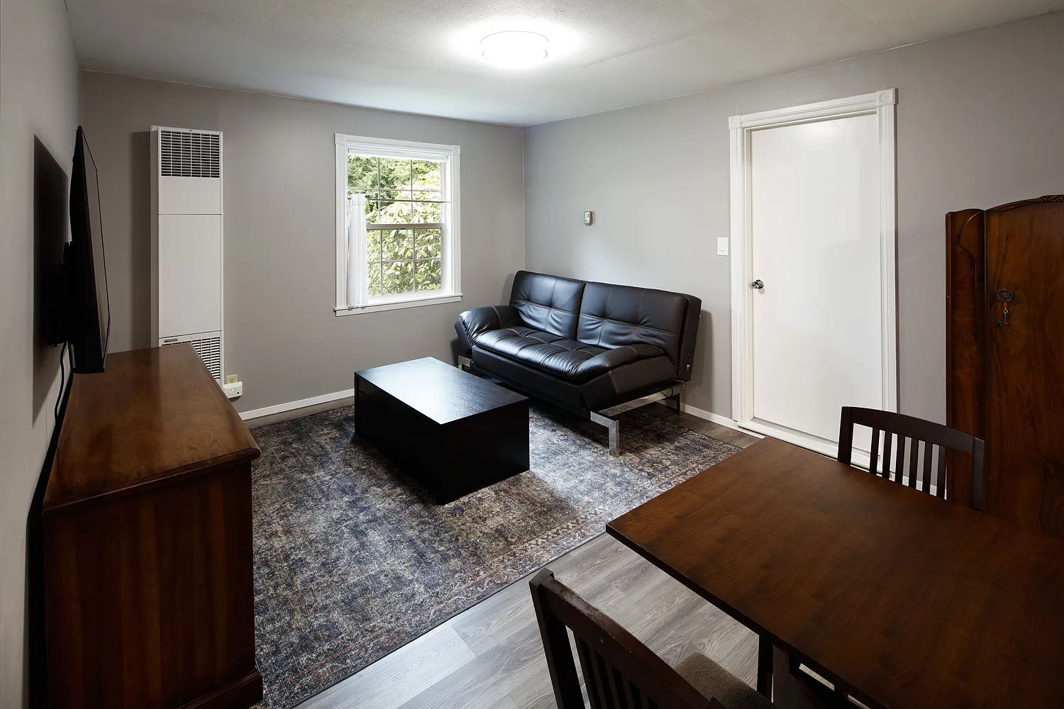 1 bed, 420 sqft, $1,800 — Photo 1