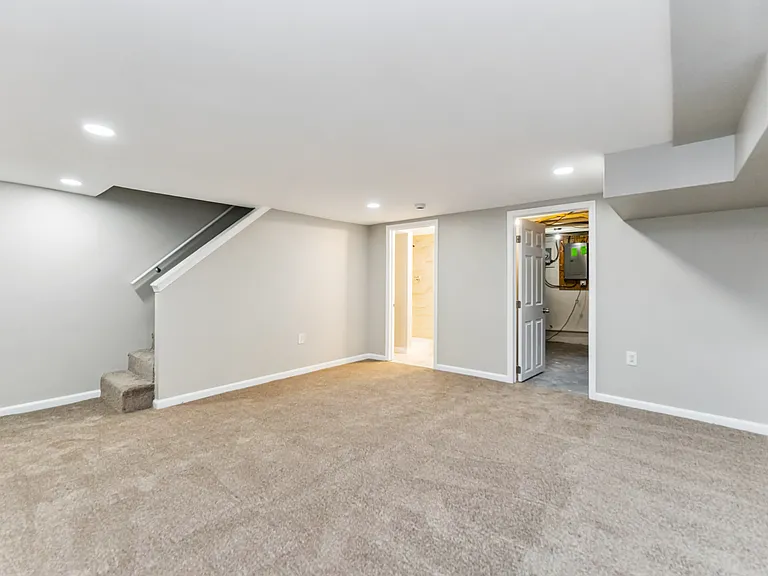 4804 Wrenwood Ave — Photo 18