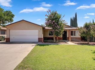 450 N Foothill Ave, Lindsay, CA 93247