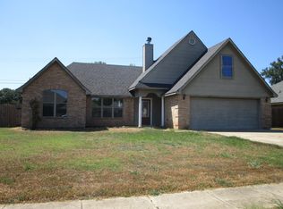171 Lola Cir, Benton, LA 71006