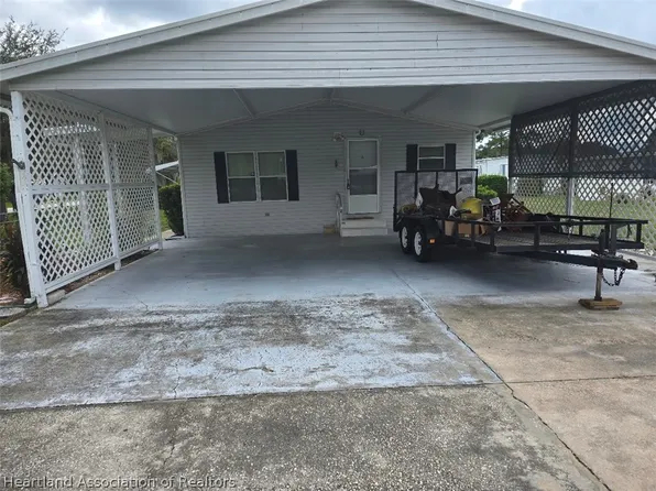 2 Fishermans Cv, Lake Placid, FL 33852