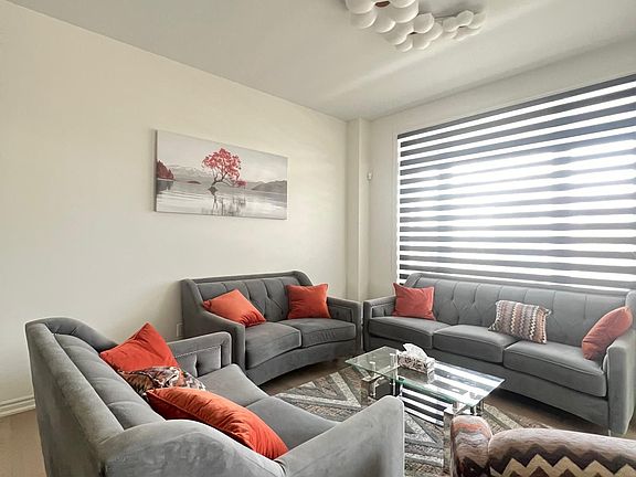 3rd image of 15 Indigo Way