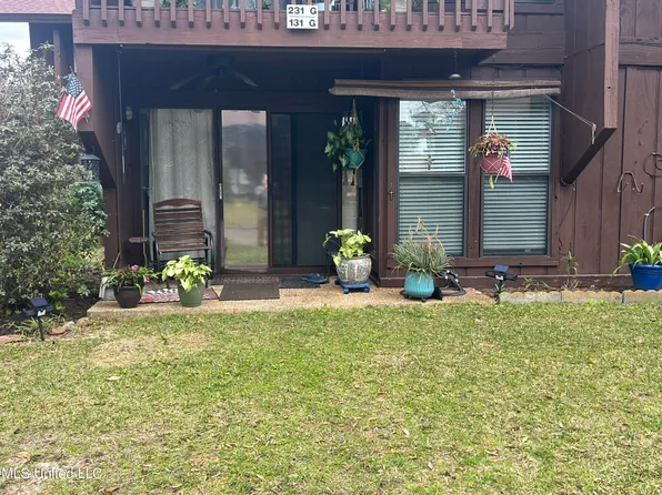 131 Molokai Vlg #G, Diamondhead, MS 39525