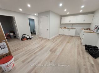 22 Fairfield Ave, Toronto, ON M8V 2H9